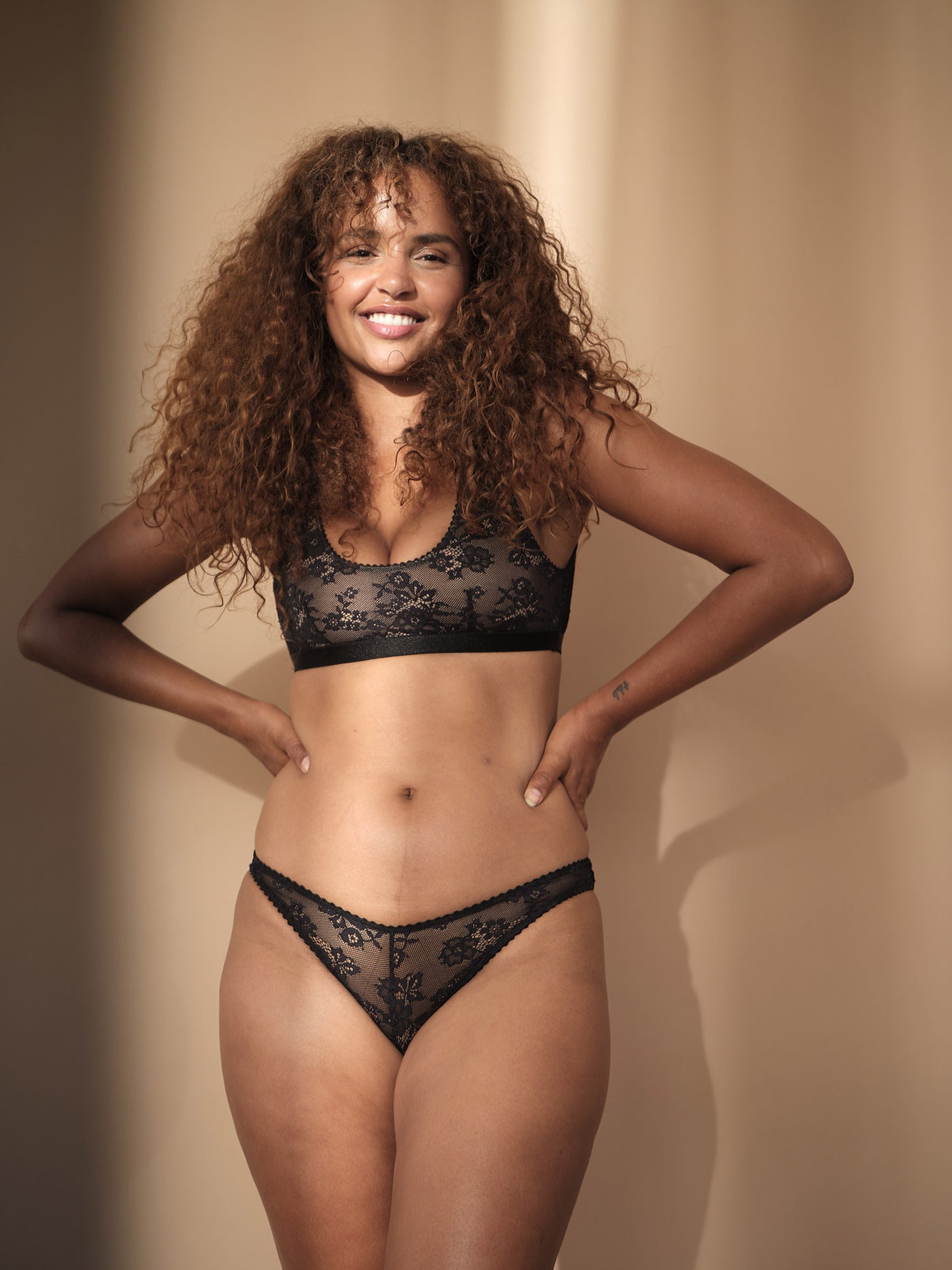 Underprotection bra in the color black made from recycled materials 